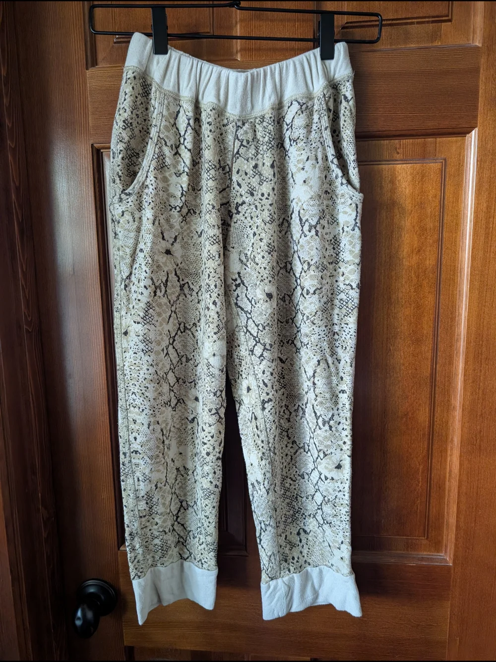 Spell & The Gypsy Python Trackies - Picture 2 of 11